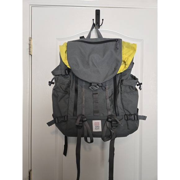 Topo Designs 36.8L Mountain Backpack Charcoal/Gray Excellent Condition. - Picture 2 of 15